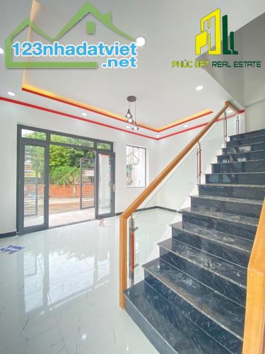 Bán NHÀ GÓC 2 mặt tiền p.Tân Vạn, SHR thổ cư,đường xe hơi, gần trường NGUYỄN VĂN TRỖI - 1