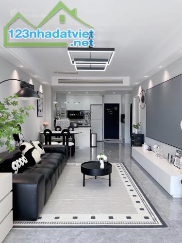 TAM HIỆP THANH TRÌ 46M* 5 tầng 4,4 ty 0815064878