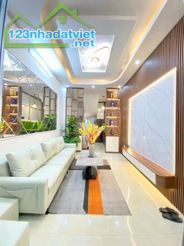 BÁN NHÀ  NGUYỄN LÂN 40M2. 5 TẦNG, MT 40M  GIÁ 7.3 TỶ Ô TÔ QUA  NHÀ. - 1