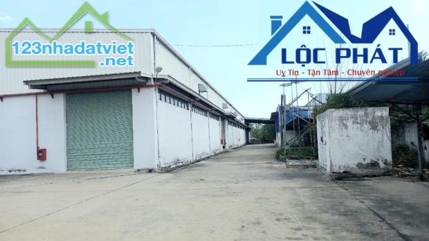 Cần chuyển nhượng nhà xưởng lô góc 2MT KCN Nhơn Trạch Đồng Nai 24.000 m2 chỉ 90 tỷ - 1