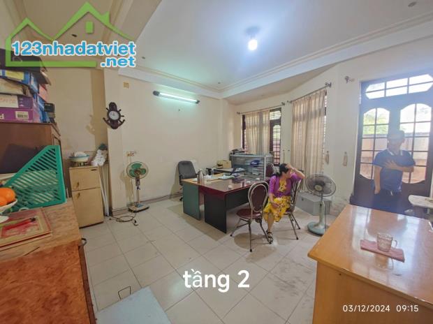 Bán nhà 4 tầng 2 Mặt tiền Phan Châu Trinh, gần Nguyễn Văn Linh, Bình Hiên, Hải Châu 11 tỷ - 5