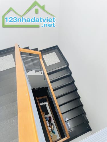 NHÀ HOÀNG DIỆU 2 - 80M2 (4.8x17)M, 5 TẦNG, THU NHẬP 30TR/TH, CHỈ 8.7 TỶ. - 3