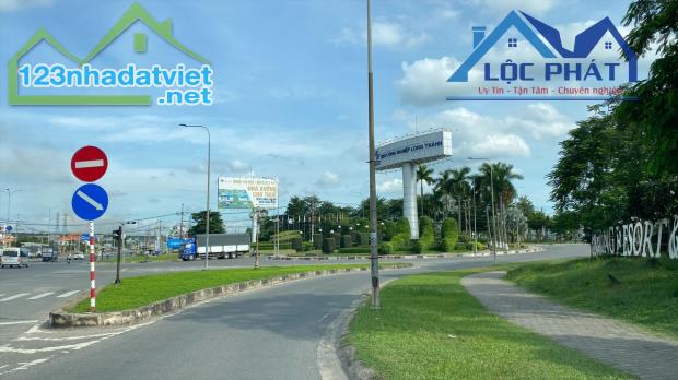 Cho thuê đất mặt tiền đường QL51 Tam Phước Đồng Nai dt 1000-7000m2 - 4