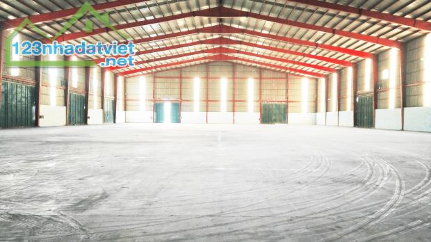 bán xưởng 5000m2 khu công nghiêp long hậu ,huyên cần giuộc