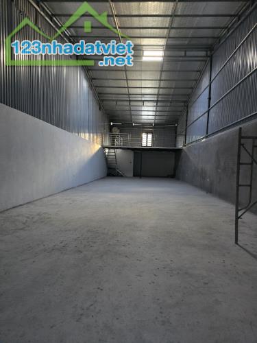 Cho thuê kho tại ngõ 64 Ngô Xuân Quảng 160m2 70K.m2