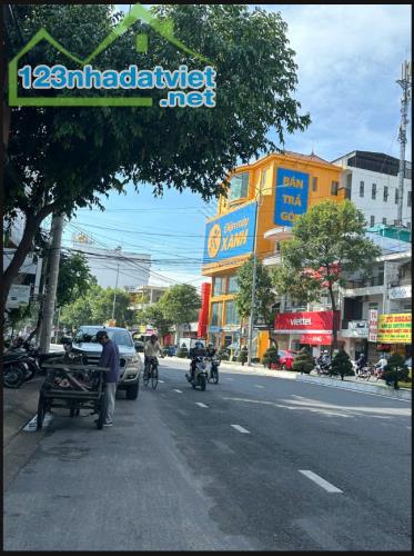 CẦN BÁN NHÀ ĐẸP 4 TẦNG TẠI THÀNH PHỐ NHA TRANG - KHÁNH HOÀ - 4