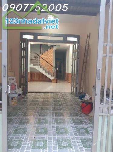 60M2 - 2 TẦNG BÌNH CHIỂU - CHỈ 2.4 TỶ - 2