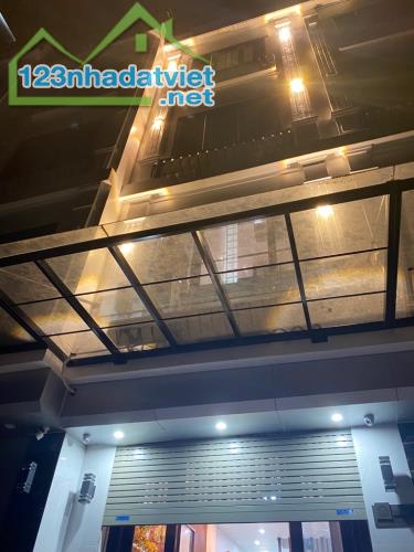 Hot! Hiếm! 40m2 x 5T- Hoa Bằng - Nhà Đẹp - Ô tô, 7.15 tỷ.