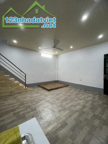 Chính chủ cho thuê Nhà riêng mới xây 30m2 có gác xép đường Tam Trinh,Q.Hoàng Mai. - 1
