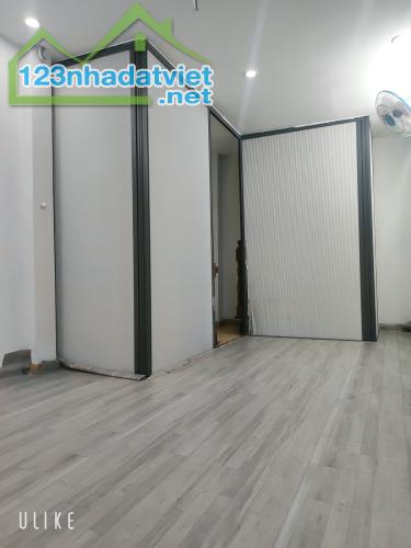 PHÂN KHÚC 3 TỶ - HOÀNG VĂN THỤ PHÚ NHUẬN - SÁT MẶT TIỀN - 3 TẦNG - TẶNG NỘI THẤT - 3