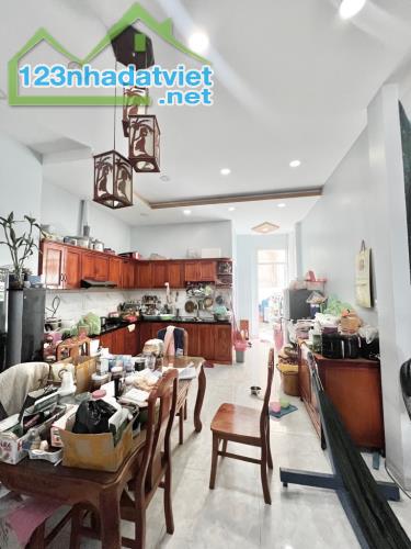 GẦN CHỢ AN NHƠN – NHÀ DT 82MV – NGANG GẦN 5M – HƠN 5 TỶ - 3
