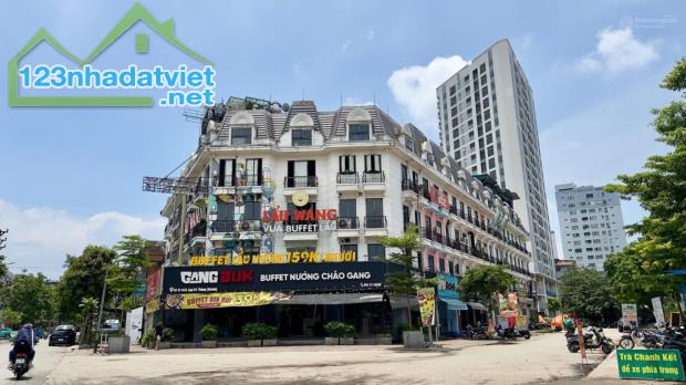 Cần cho thuê nhanh shophouse sát góc khu vực sầm uất nhất Tây HN, cực Hiếm nhà trống, LH