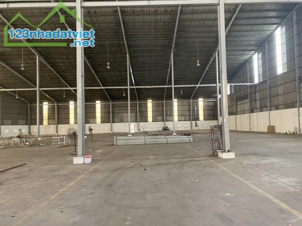 Cho thuê kho xưởng diện tích 18.000 m2 xưởng tại cụm công nghiệp Thuận An, Bình Dương.