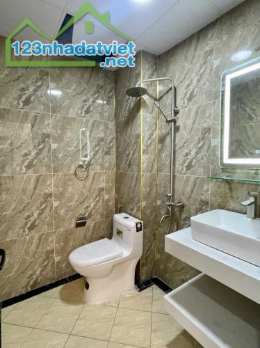 Bán gấp nhà đẹp như hoa hậu full nội thất-51m2 ô tô vào nhà đường rộng 5m tại TT chúc sơn - 4