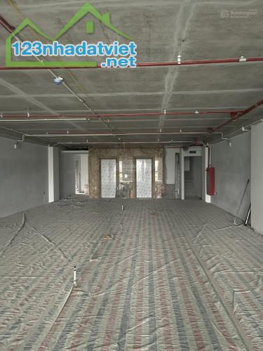 Cho thuê sàn tầng 5 phố Đặng Tiến Đông, Đống Đa, Hà Nội, DTSD 215m2, thông sàn, giá 40th - 1