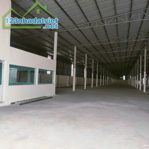 Cho Thuê 2.500m2 Kho Xưởng Tân Uyên Bình Dương