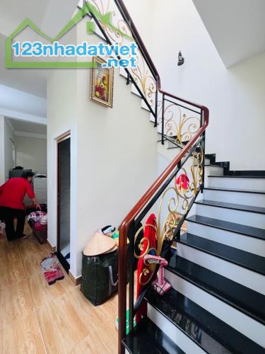 Nhà bán dt 6x20 - 2 tầng- full thổ cư, MT hẻm Phú Định- Quận 8- chỉ 37.5tr/m2 - 3