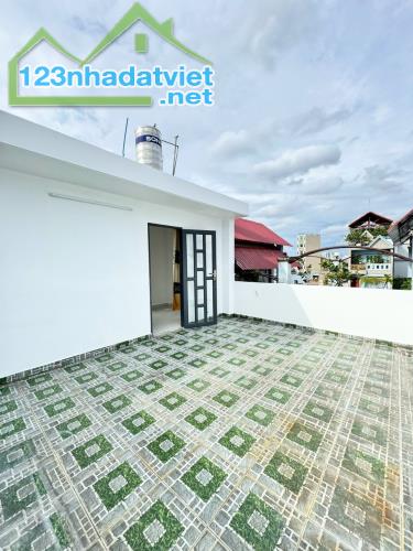 Nhà bán bình Tân- hương lộ 2 - 66m2 - 4 tầng - hẻm xe hơi - nhà mới - shr- giá 5,85 T - cô