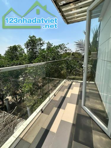 Biệt thự sân vườn 7000M2 - CÒ BAY THẲNG CÁNH - Nở hậu tài lộc. - 4