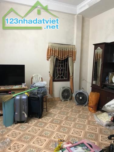 NHÀ NGÕ 34 PHƯƠNG MAI 46m 4T MT 4m VỊ TRÍ ĐẮC ĐỊA THÔNG HAI MẶT NGÕ, GIÁ 5 TỶ - 3