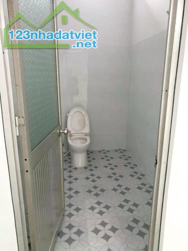 NGÂN HÀNG SIẾT NỢ, cần bán gấp nhà diện tích 102m2 giá 750 triệu có SHR - 4