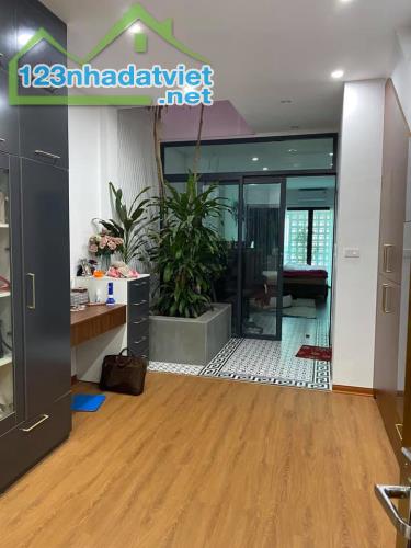 Bán nhà mặt phố Quần Ngựa, Ba Đình. 89 m2 x 5,5T x Mt 5,4 m. Kinh doanh Spa VP cho thuê. - 4