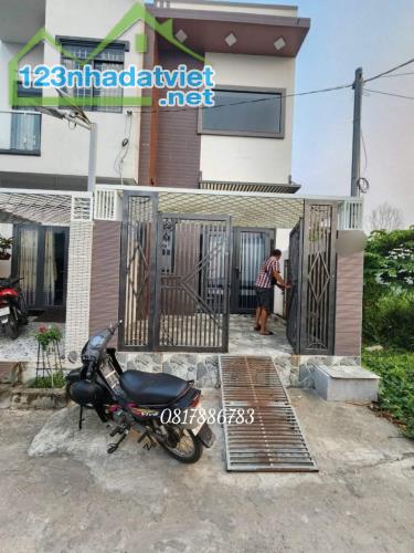 Bán nhà hxh Bình Chánh 600 triệu nhỉnh 85m2