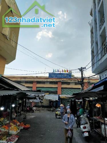 Cần bán gấp mặt tiền mặt tiền kinh doanh Chợ Tân Phú, DT 88m2 ( 4,5x19) 3 lầu chỉ 12,3 tỷ. - 3