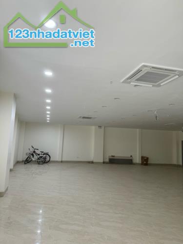 BÁN NHÀ 5 TẦNG TÂN MAI VĨNH HOÀNG QUẬN HOÀNG MAI  820 M2 -5T- 24M MẶT TIỀN  88 TỶ - 1