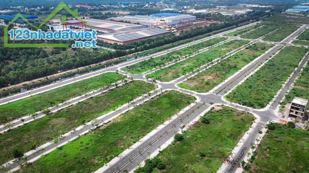 Bán gấp 2 nền view sông, view nội bộ 90m2 giá 1 tỷ 300 triệu, sổ hồng riêng