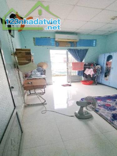 Bán nhà Lê Văn Khương Q12, 45m2, 1 lầu, 2PN, N.4.3m, Đ.5m giá 3.x tỷ - 1
