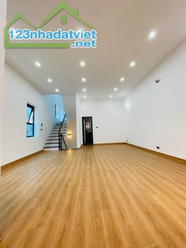 EM CHÂN DÀI ĐẠI MỖ 48M2X4T, MẶT TIỀN 4.1M, VỊ TRÍ ĐẸP, GIÁ CHỈ 4.3 TỶ