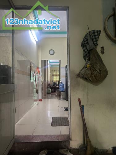 CHÍNH CHỦ cần bán nhanh căn nhà mặt tiền hẻm, vị trí tại phường 14, quận Tân Bình, TPHCM - 2