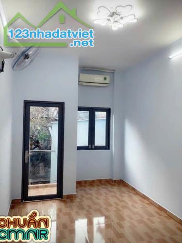 💥Tân Khai - P4- Quận 11 - Nhà Đúc 4 Tấm mới đẹp.  🏵️DT: 3m1 dài 11m ( trệt nở hậu 3m65 ) - 2