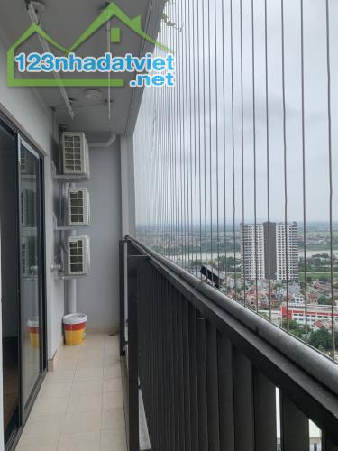 Cho thuê căn hộ 3PN 95m2 siêu thoáng mát, view sông tại Bình Minh Garden full đồ. Giá 13tr