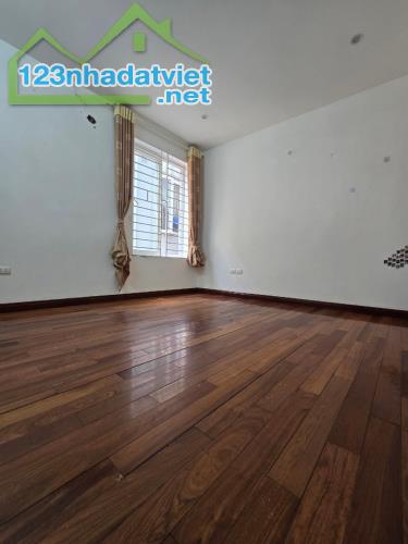 Bán nhà riêng ngõ 218 Tây Sơn 56m2, MT 4,5m, Ô Tô Tránh Giá Chỉ 7,82 Tỷ - 2