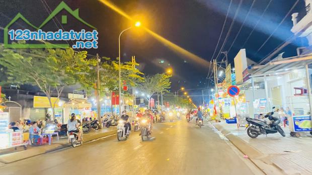 Bán đất 2 mặt tiền Tỉnh Lộ 8, Khu Gió Ngàn, Thị Trấn Củ Chi, Củ Chi, HCM. Diện tích: 155m2 - 4