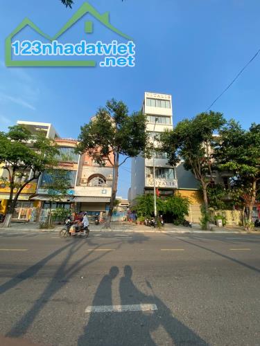 Bán 100m2 đất MT Trần Hưng Đạo, đối diện khán đài Pháo Hoa, gần cầu Sông Hàn, 0942992361