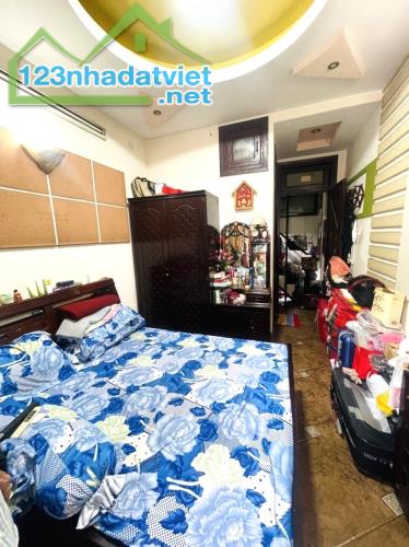 NHÀ QUẬN 10 NGAY RẠP HÁT HÒA BÌNH, HẺM NHỰA 8M THÔNG KINH DOANH, XE TẢI ĐẬU CỬA, 10 TỶ HƠN - 2