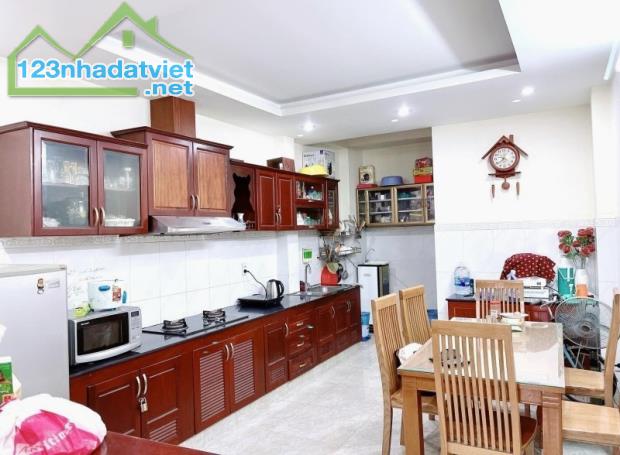 BÁN NHÀ ĐƯỜNG BÀN CỜ, QUẬN 3, HẺM 6M THÔNG, XE HƠI VÔ NHÀ, 55Mx5 6PN 5WC, HĐT 40TR 11 TỶ x - 1