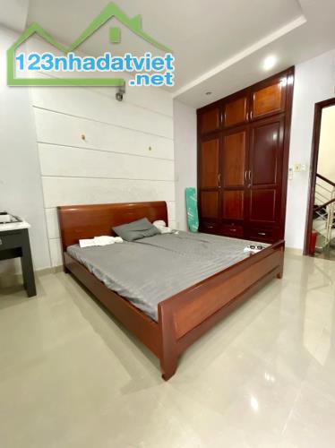 BÁN NHÀ ĐƯỜNG BÀN CỜ, QUẬN 3, HẺM 6M THÔNG, XE HƠI VÔ NHÀ, 55Mx5 6PN 5WC, HĐT 40TR 11 TỶ x - 4