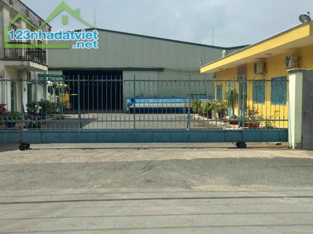 Nhà xưởng khu công nghiệp Tân Bình dt 10.000m2 giá 250 tỷ