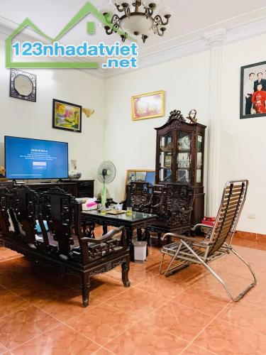 ⚜️ Nhà Phố Đặng Thai Mai, Tây Hồ 142m2 2T, MT 9.5m, Sau QH ra Phố, Xây tòa VIP,  Chỉ 34 - 4