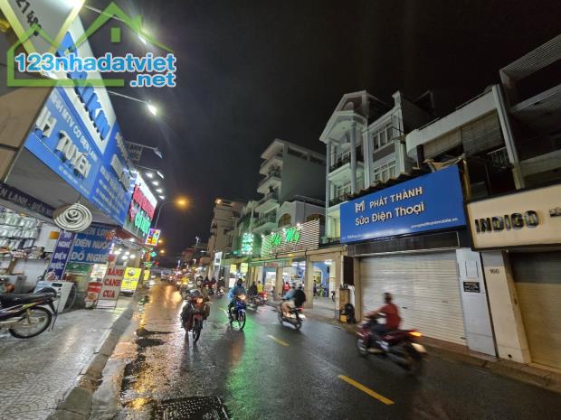 BÁN NHÀ BÌNH THẠNH ĐƯỜNG TRẦN BÌNH TRỌNG - P.5 - Ô tô cách nhà 20m nhà cũ phù hợp xây mới - 1