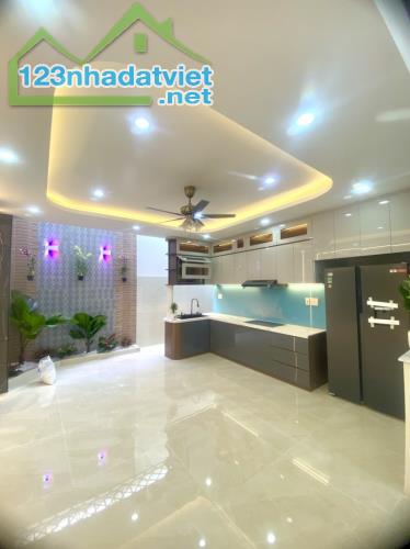 Bán nhà HXH  TCH 03, nhà đẹp lung linh  4Tx 70 m2 . Giá chỉ  6.2  tỷ (TL). - 1