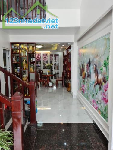 Bán nhà siêu đẹp 4 tầng lô 15 Lê Hồng Phong - 4