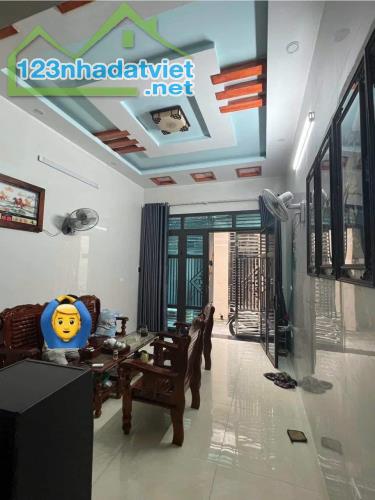 BÁN NHÀ 2,5TẦNG  Nguyễn tường Loan , nghĩa xấu, lê chân, HP. Giá 2,45tỷ.  42M2. NGÕ 2M - 4