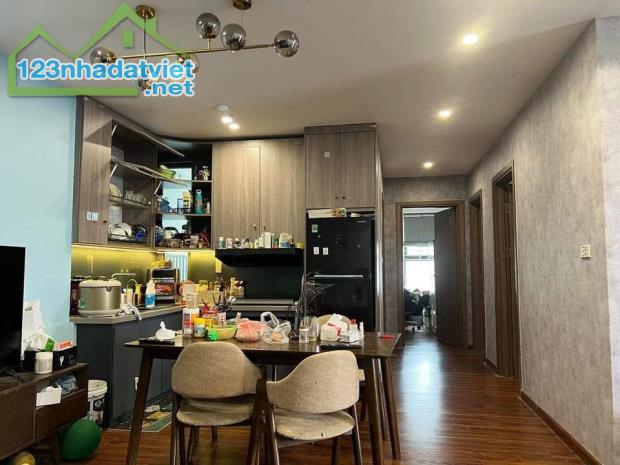 Cho thuê cc Hoà Bình Green City – Minh Khai – Vĩnh Tuy – HBT, 70m, 2PN, full đồ, 13,5tr