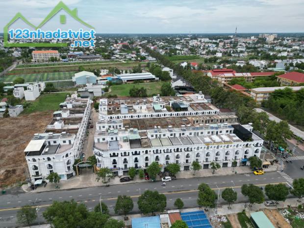 Nhà Đẹp Tây Ninh – Thiết Kế Hiện Đại, Nội Thất Cao Cấp - 3