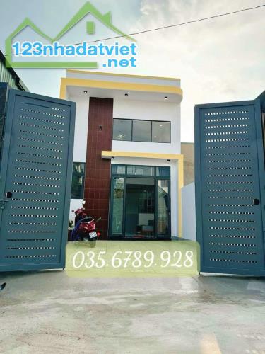 CẦN BÁN CĂN NHÀ DIỆN TÍCH RỘNG 5*25 SỔ RIÊNG THỔ CƯ. GẦN TRẠM THU PHÍ BỬU LONG